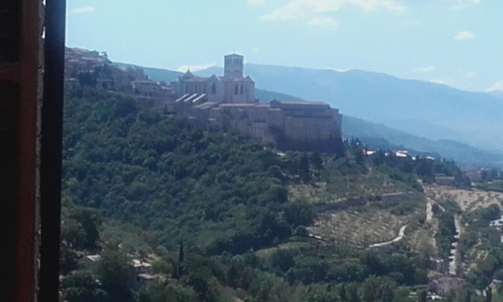 B&B Colle San Francesco Assisi Eksteriør billede
